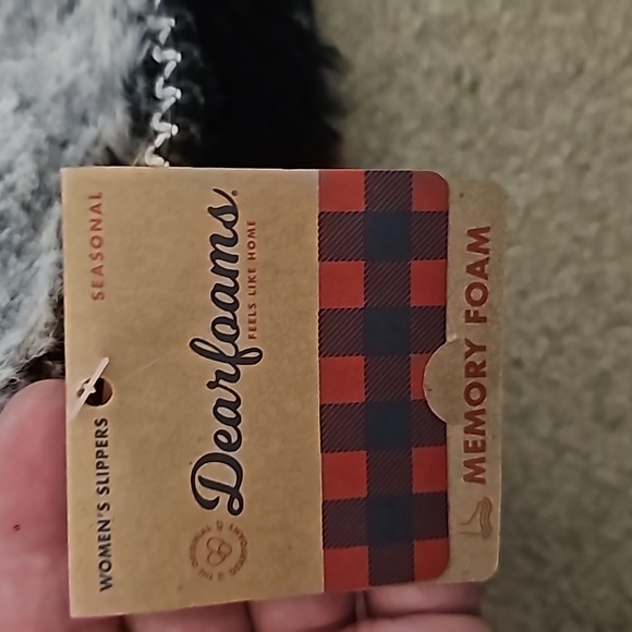 NWT Dearfoam's memory foam black and grey slippers size 5-6 - Picture 5 of 7